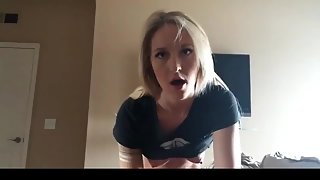 Dude films his sexy big ass gf pleasing his fat dong