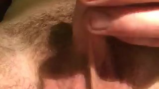 Une jolie video de mon tout petit penis j'ai une manière particulière de me branler hihi xx 2